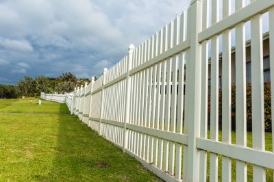 Affordable Vinyl Fencing Options — cost of